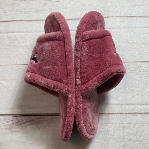 ❌SOLD❌PINK By Victoria’s Secret Slippers - Picture 6 of 8
